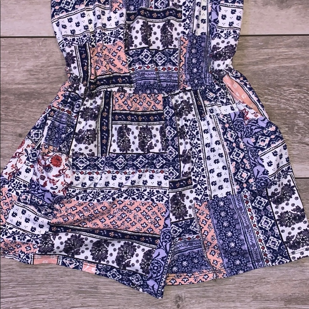 Romper - Picture 2 of 6